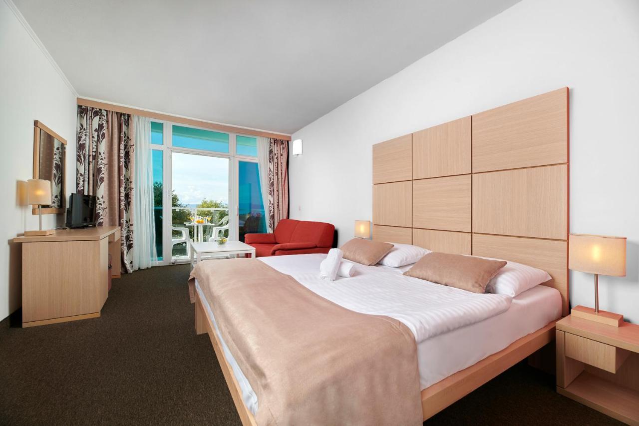 Superior Junior Suite with Seaside Balcony,1038999430:JPEG