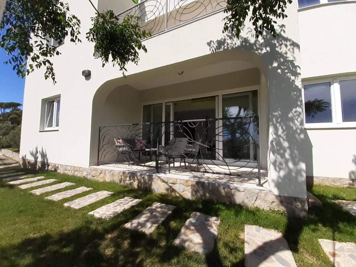 Apartment Ground Floor