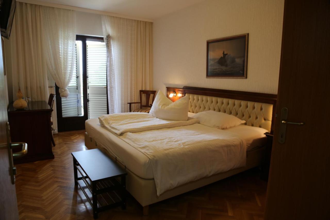 Deluxe Double or Twin Room Sea View