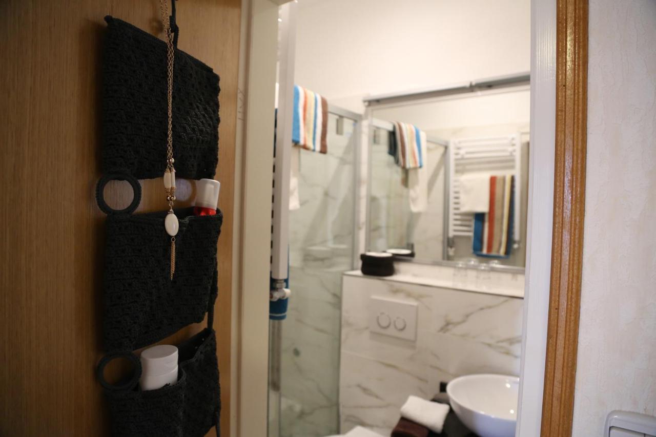 Deluxe Double or Twin Room Sea View
