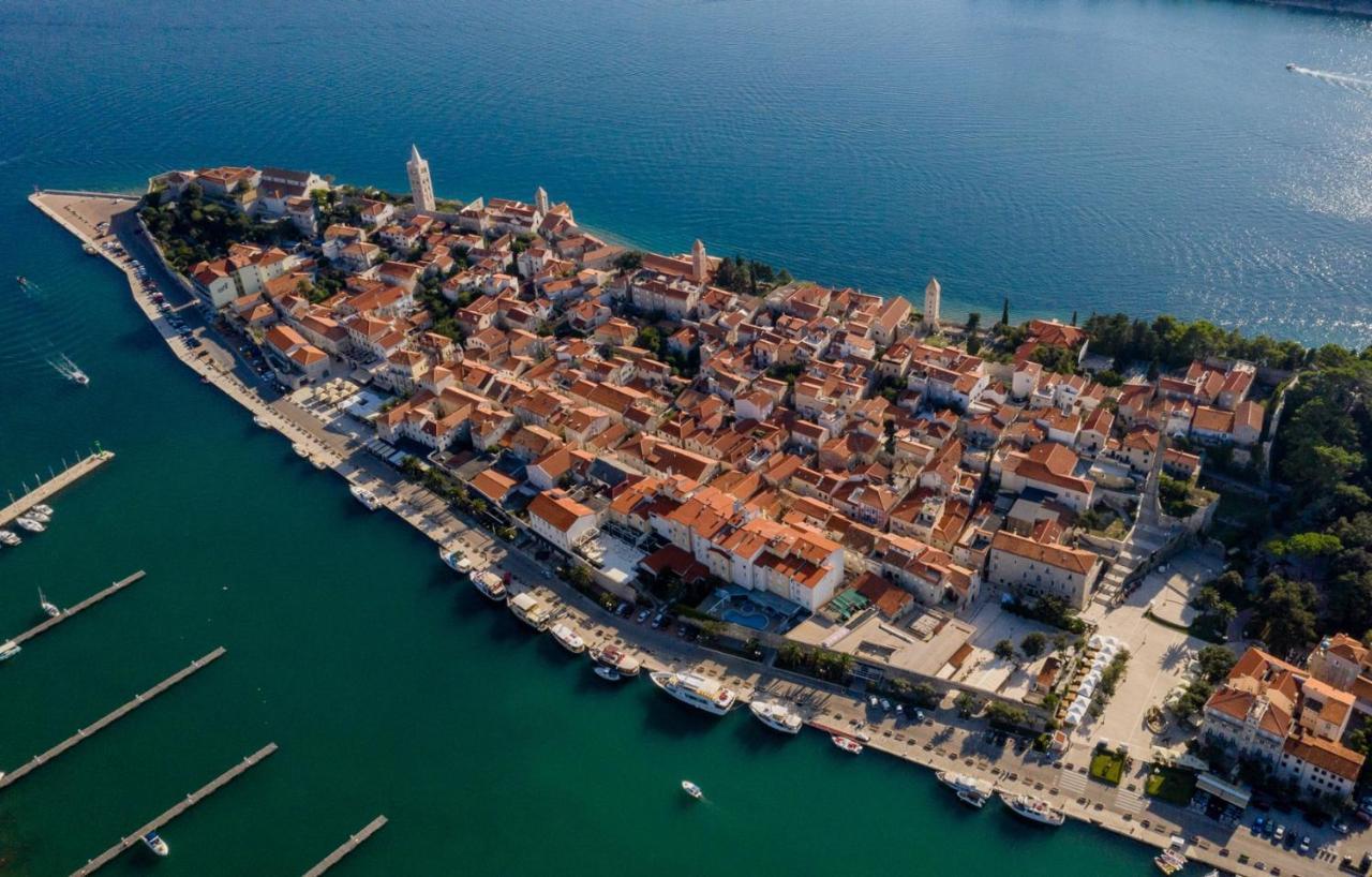 Apartment,1590379264:JPEG