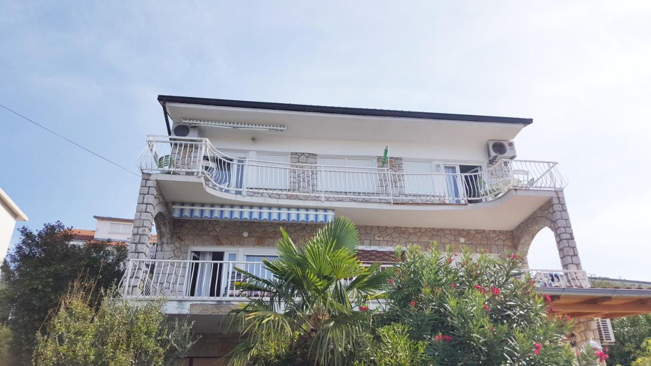 Apartment Sea View