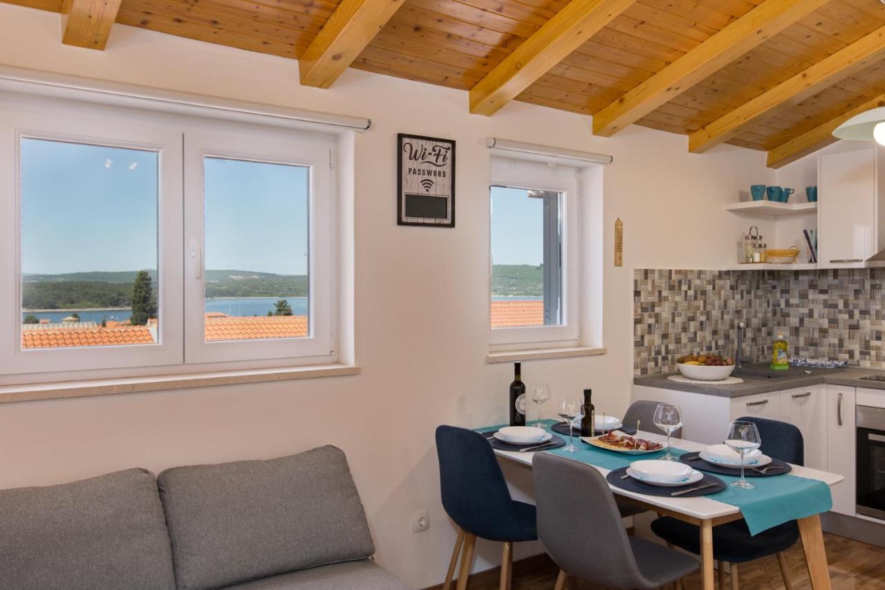 Apartment Sea View