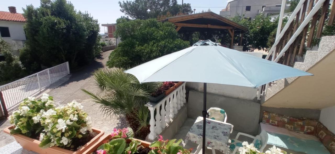 Studio mit Terrasse