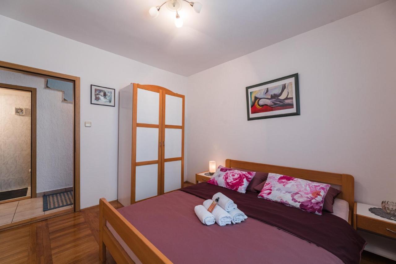 Apartment Split Level