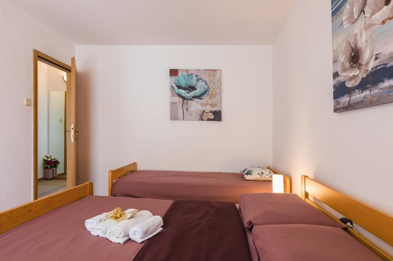 Apartment Split Level