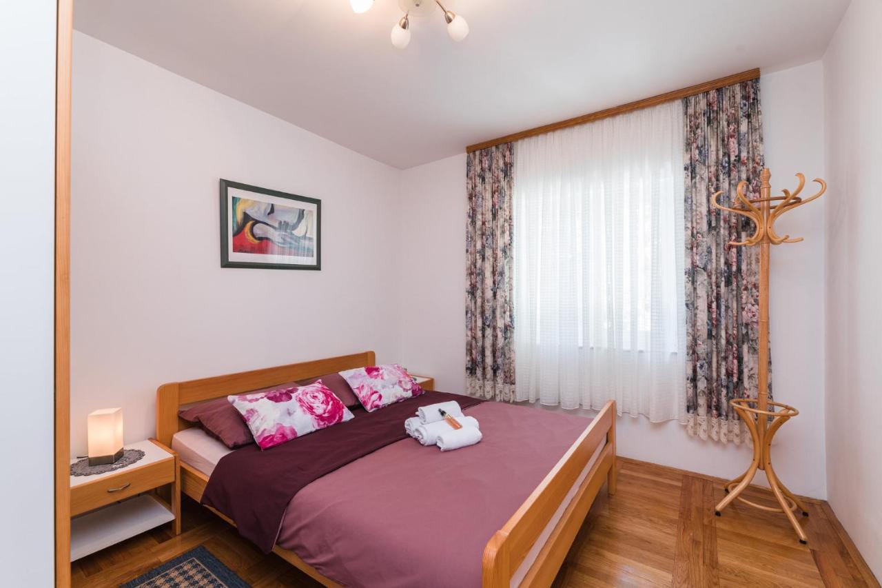 Apartment Split Level
