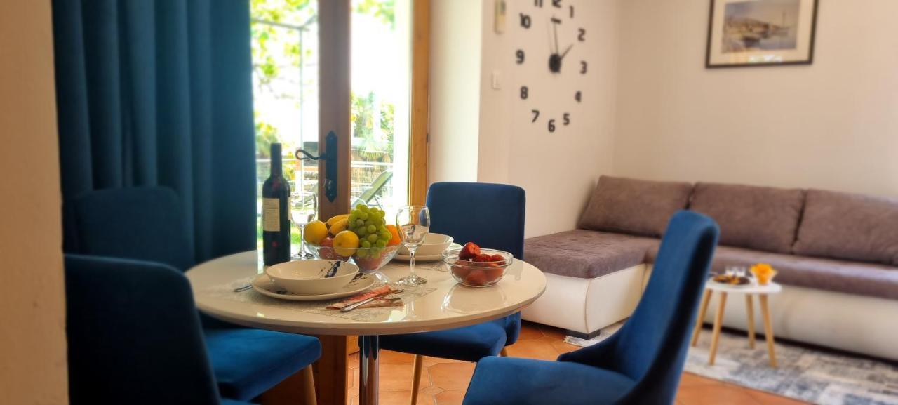 Apartment Terrace