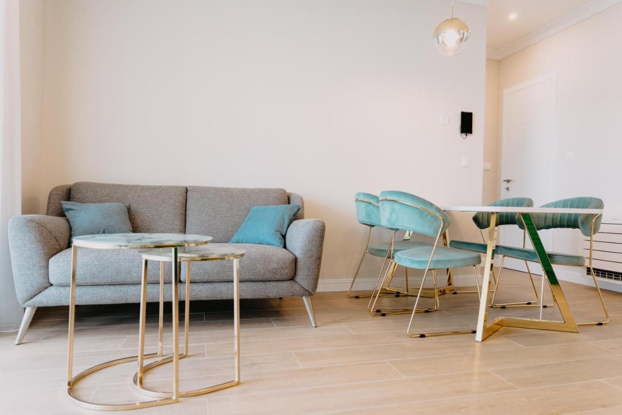 One-Bedroom Apartment Sea Side