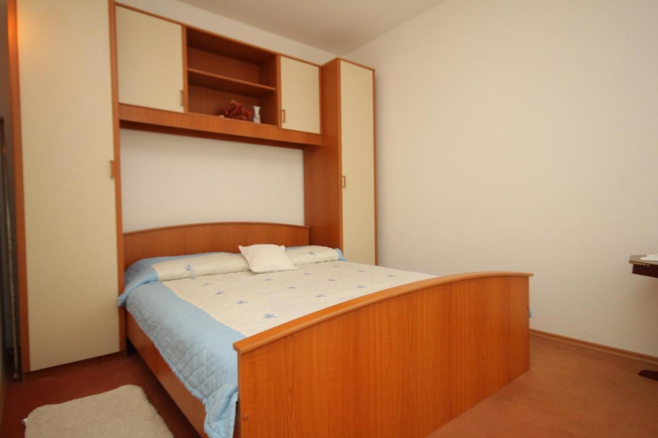 Two-Bedroom Apartment with Terrace and Sea View,1271789335:JPEG