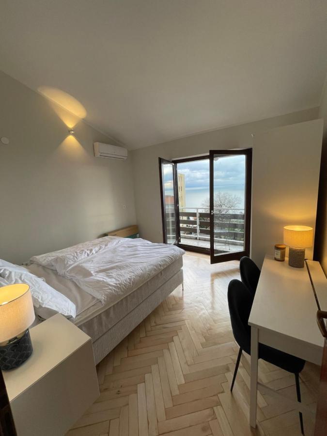 Apartment Sea View