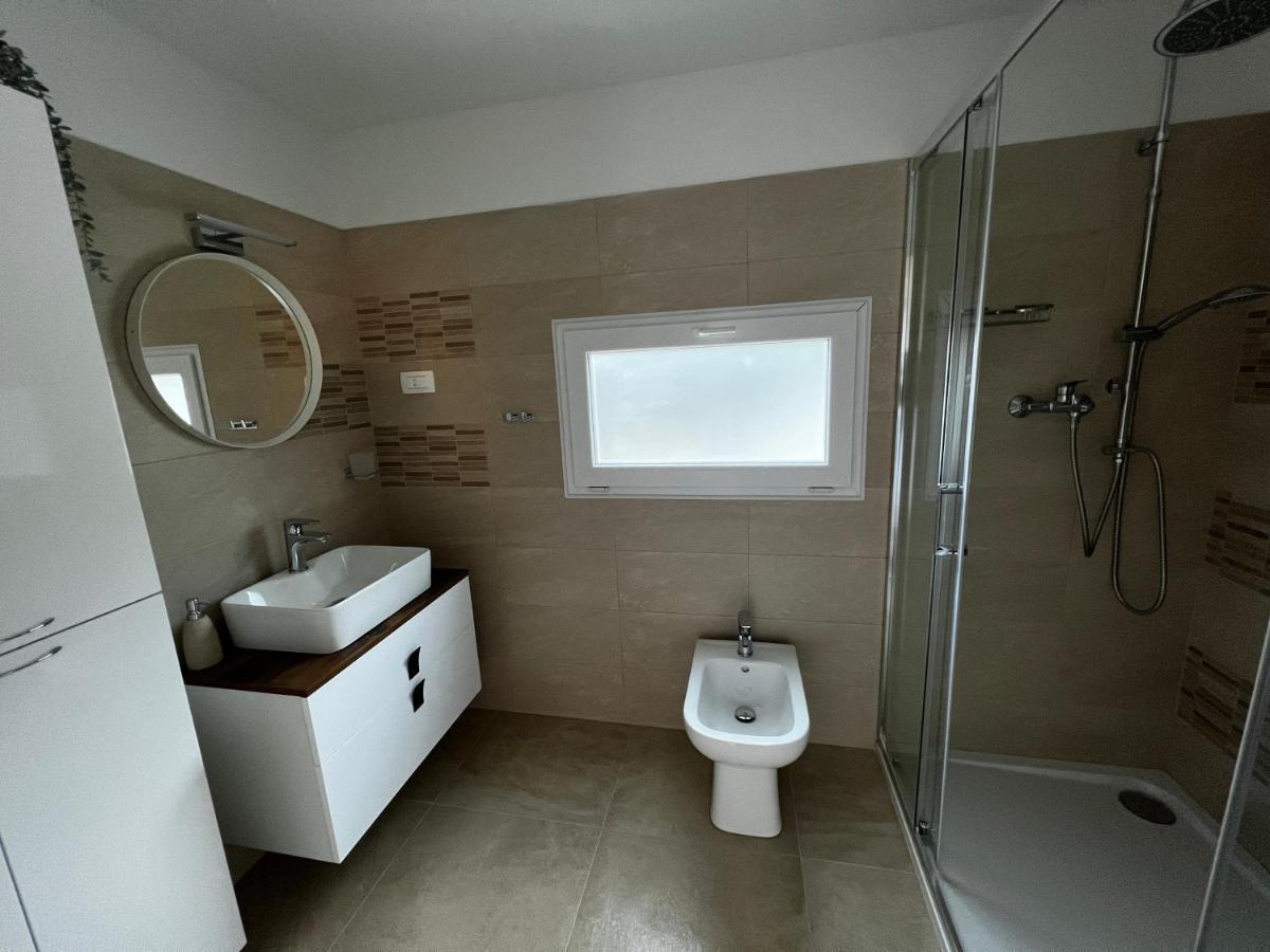 Deluxe Double Room with Balcony,1352104049:JPEG