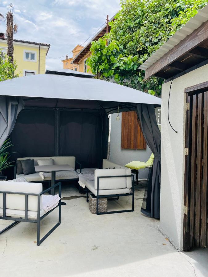 Apartment Terrace