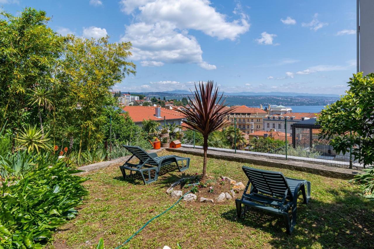 Studio Terrace