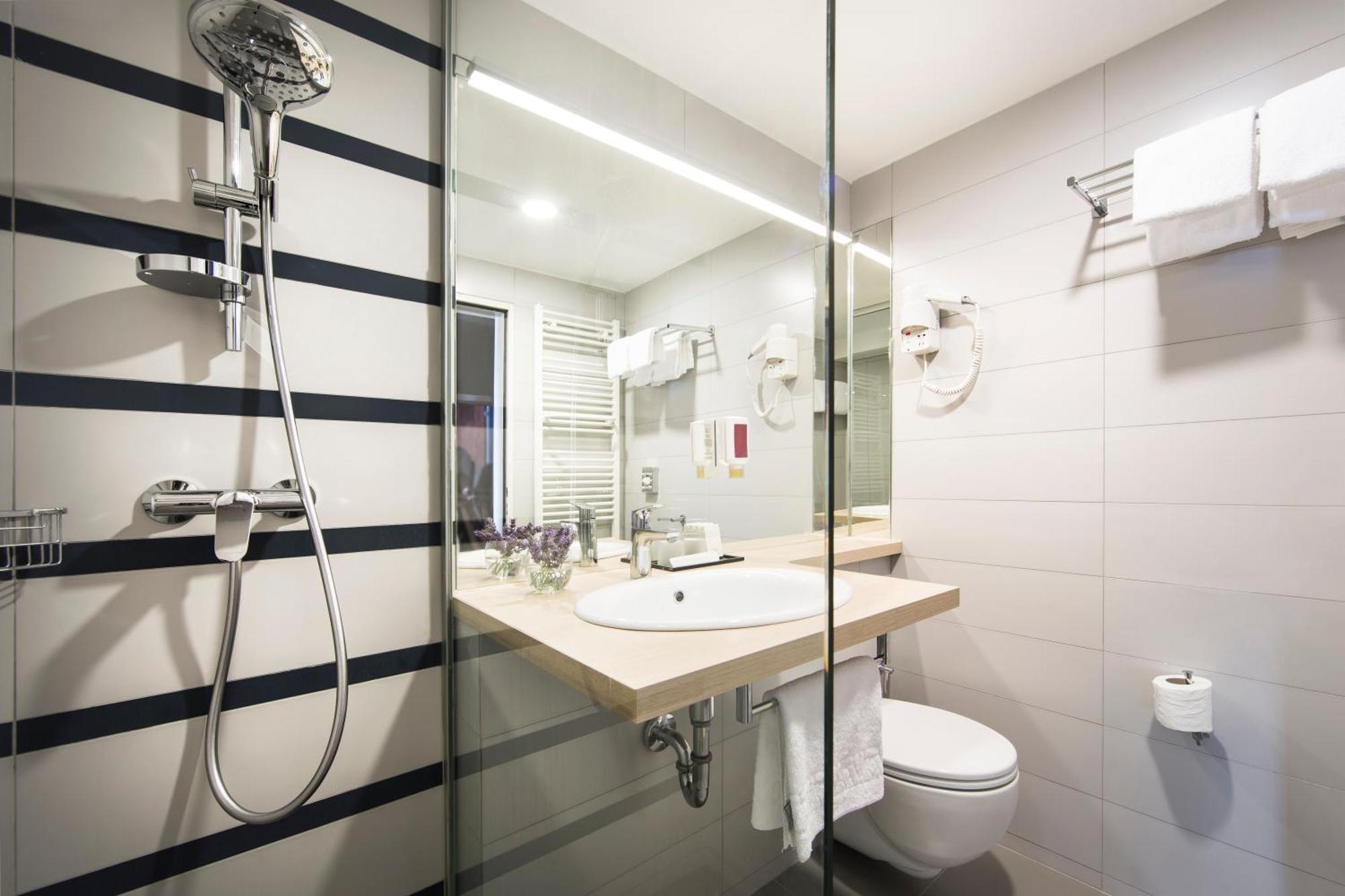 Superior Single Room Sea View