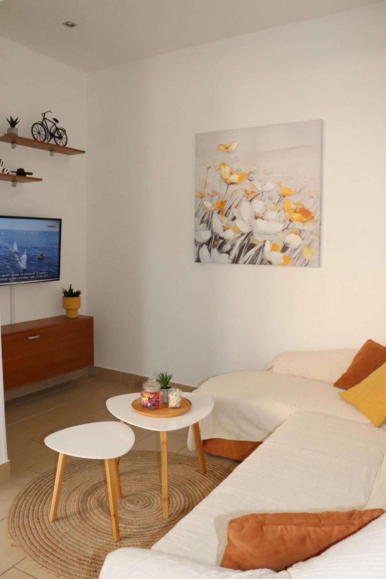 One-Bedroom Apartment Terrace