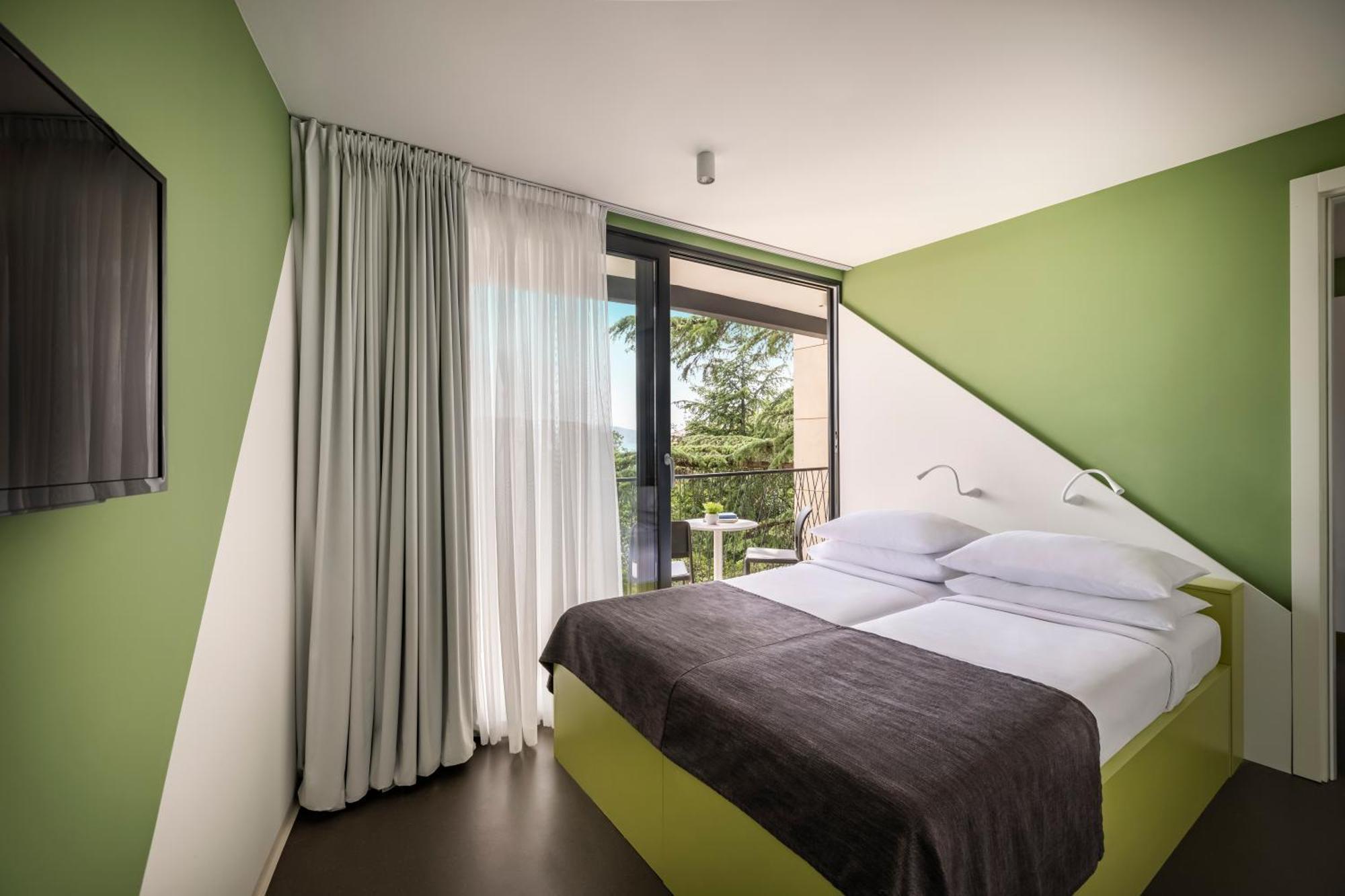 Comfort Suite Seaside Balcony