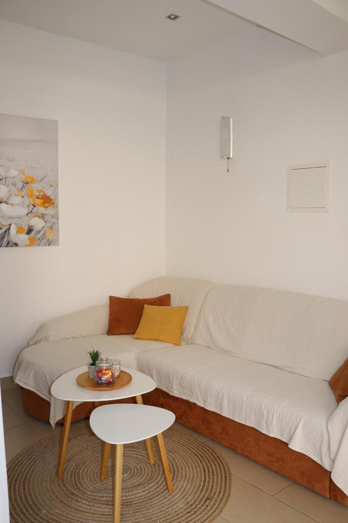 One-Bedroom Apartment Terrace