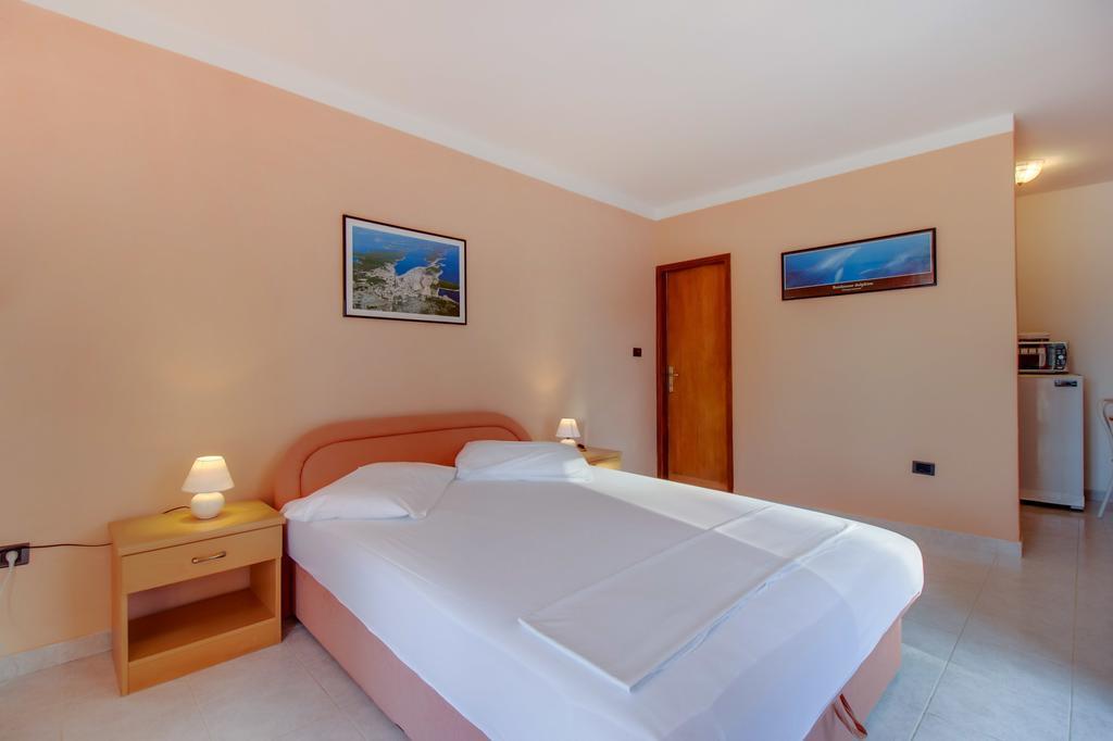 Studio Apartment Sea View