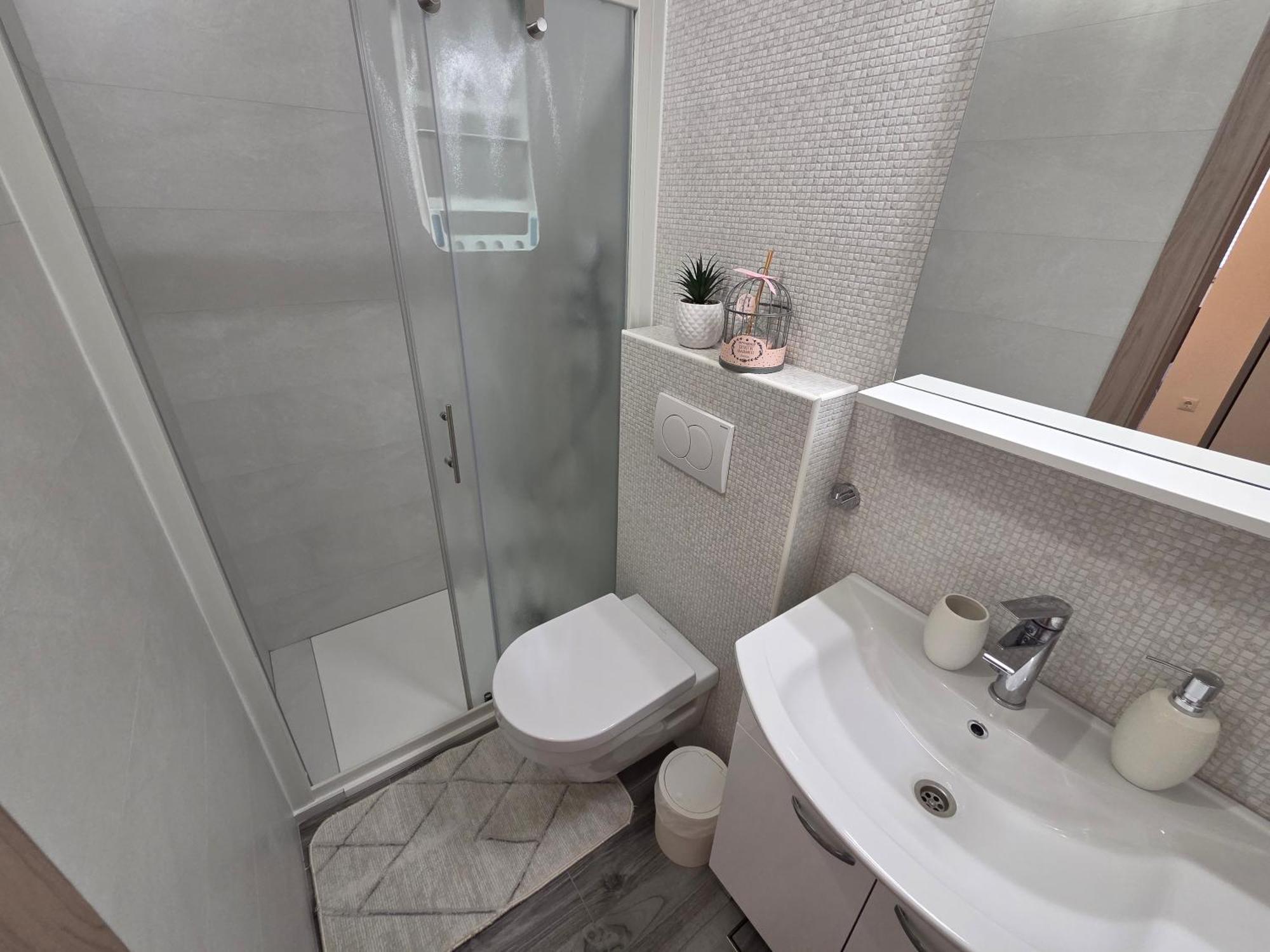 Studio Apartment,1666050497:JPEG