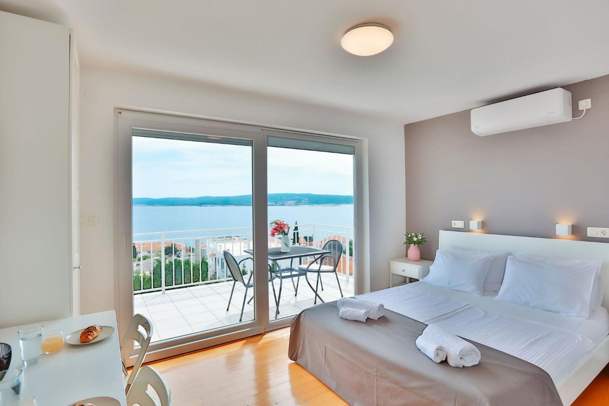 Studio Sea View