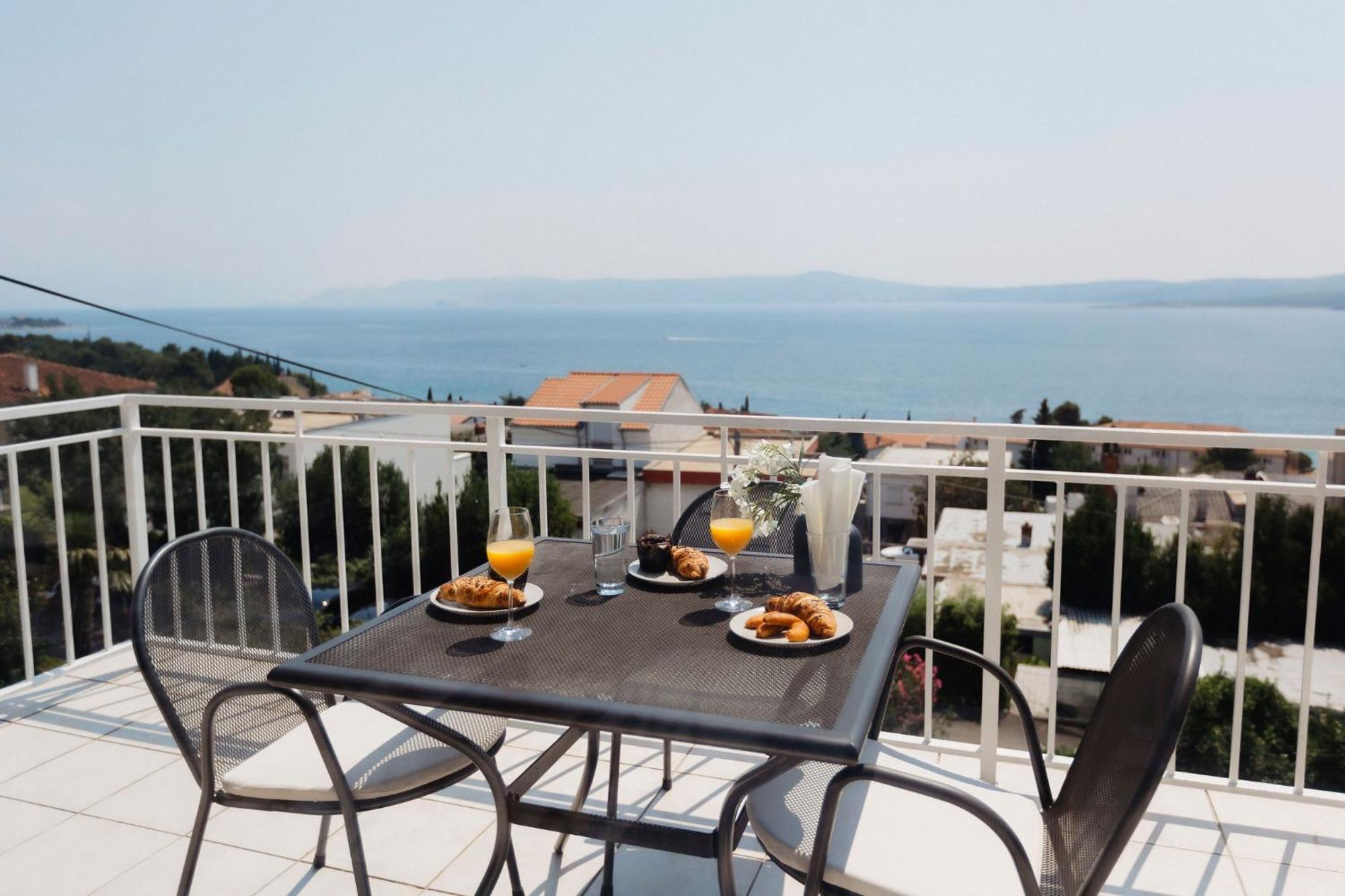 Apartment Sea View
