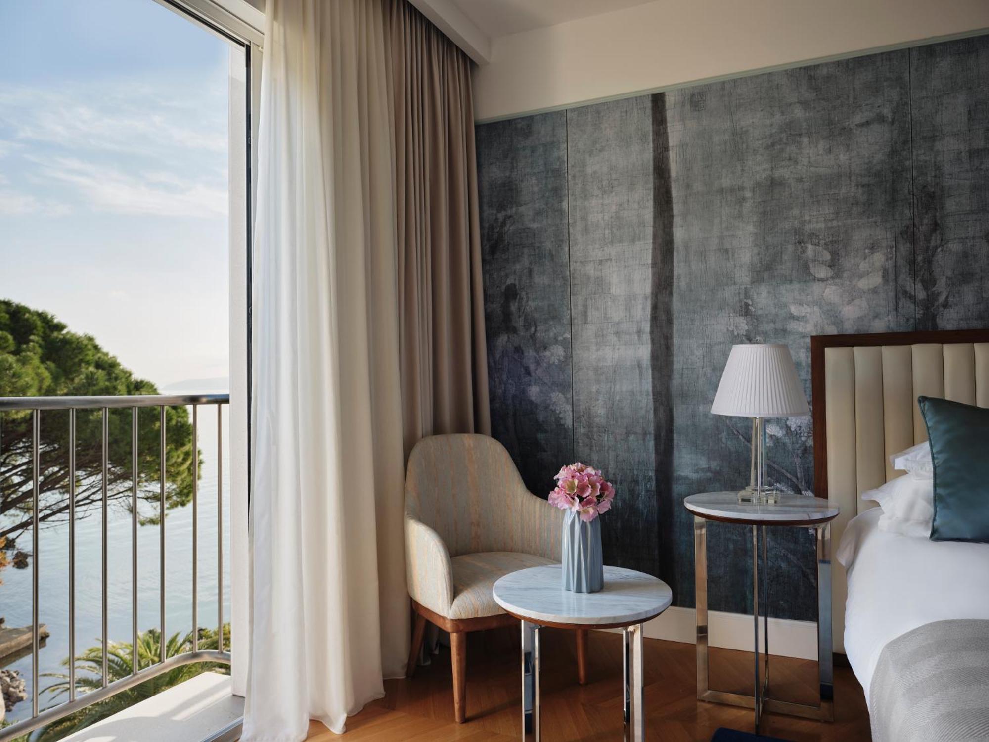 Superior Double or Twin Room Sea View