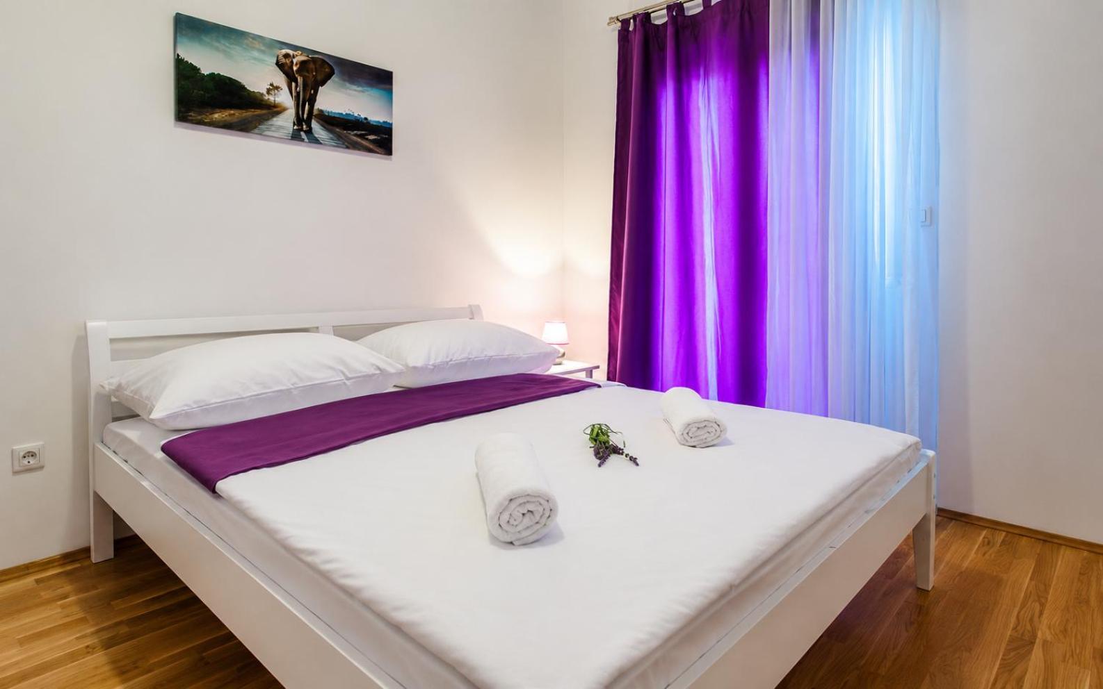 Superior Comfort One-Bedroom Apartment Sea View Balcony