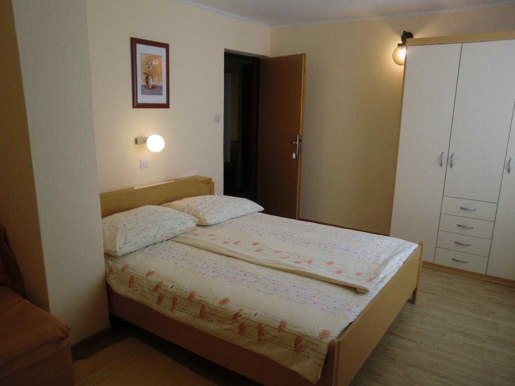 Double Room Forrest View