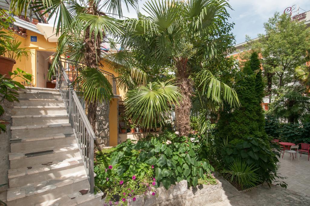 Apartment with Terrace,1005523477:JPEG