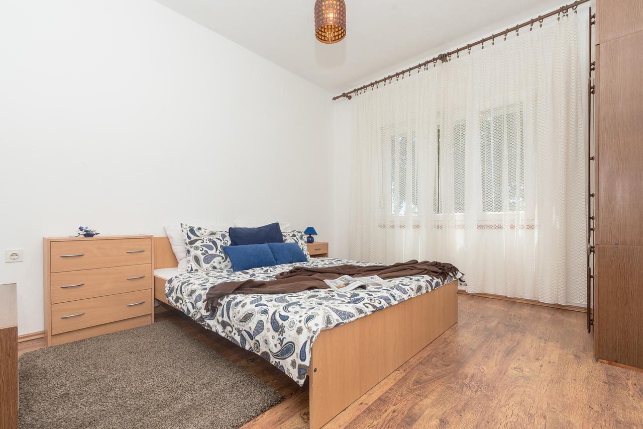 Apartment Ground Floor