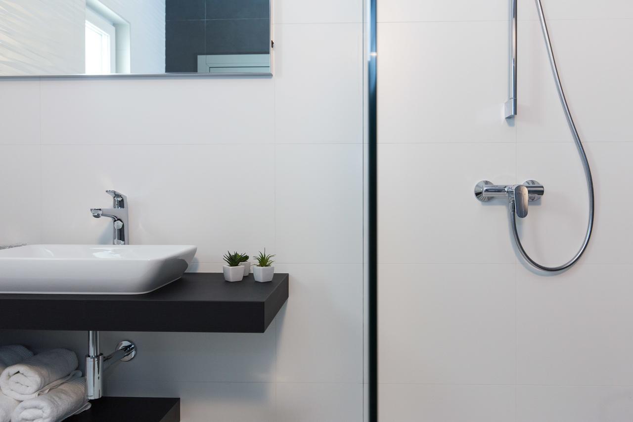 Deluxe Double or Twin Room with Balcony  and Sea View