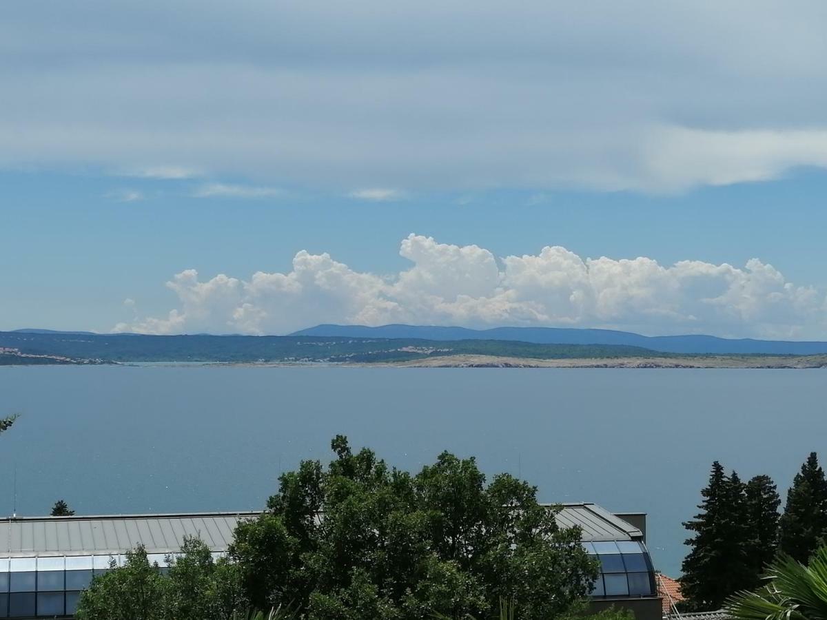 Studio with Sea View,813235836:JPEG