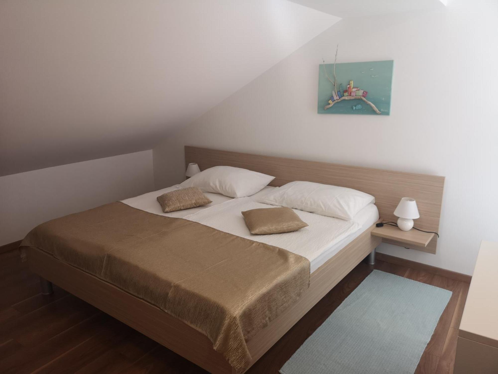 Family Two-Bedroom Suite,815423288:JPEG