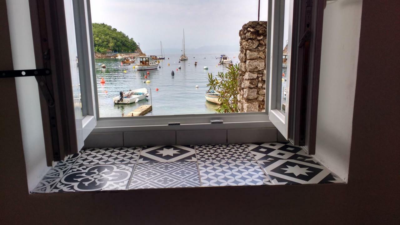 Holiday Home,851233538:JPEG