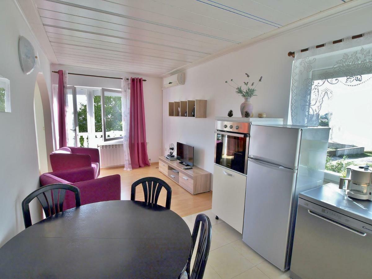 Apartment Sea View
