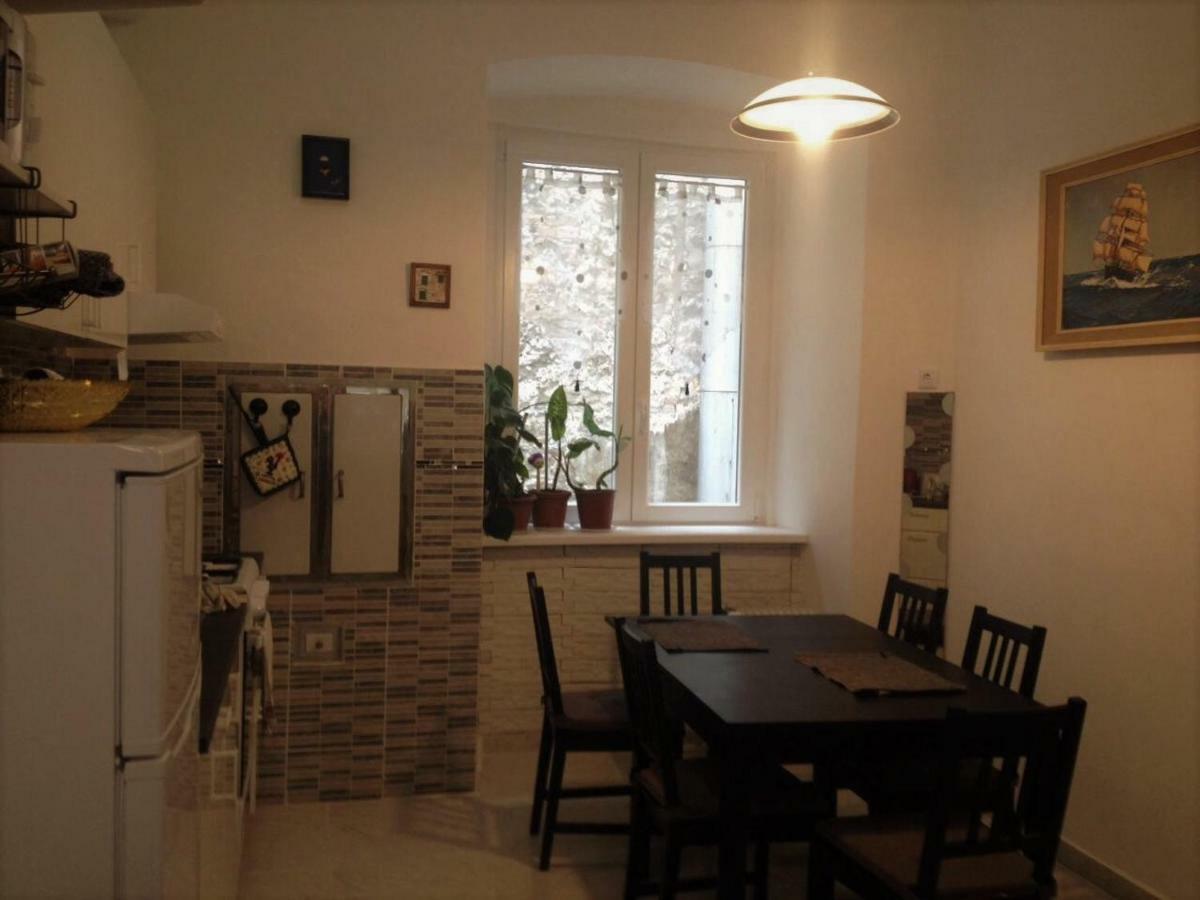 Apartment,854448176:JPEG