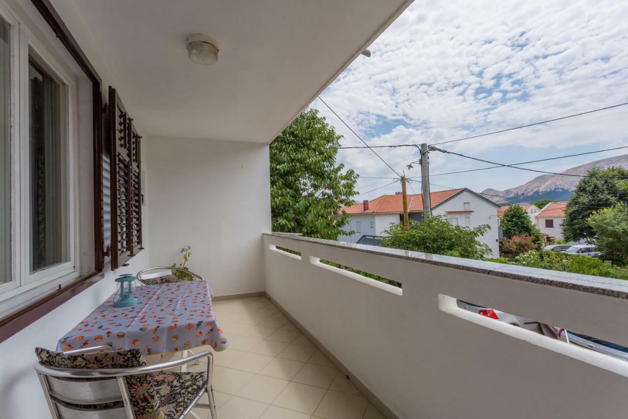 Studio Balcony