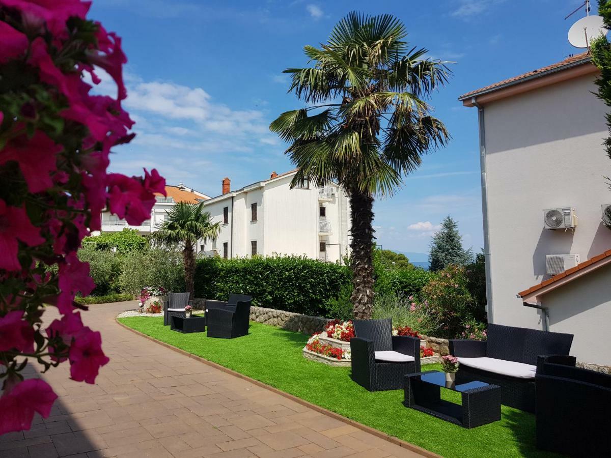 Double Room with Balcony,862944536:JPEG