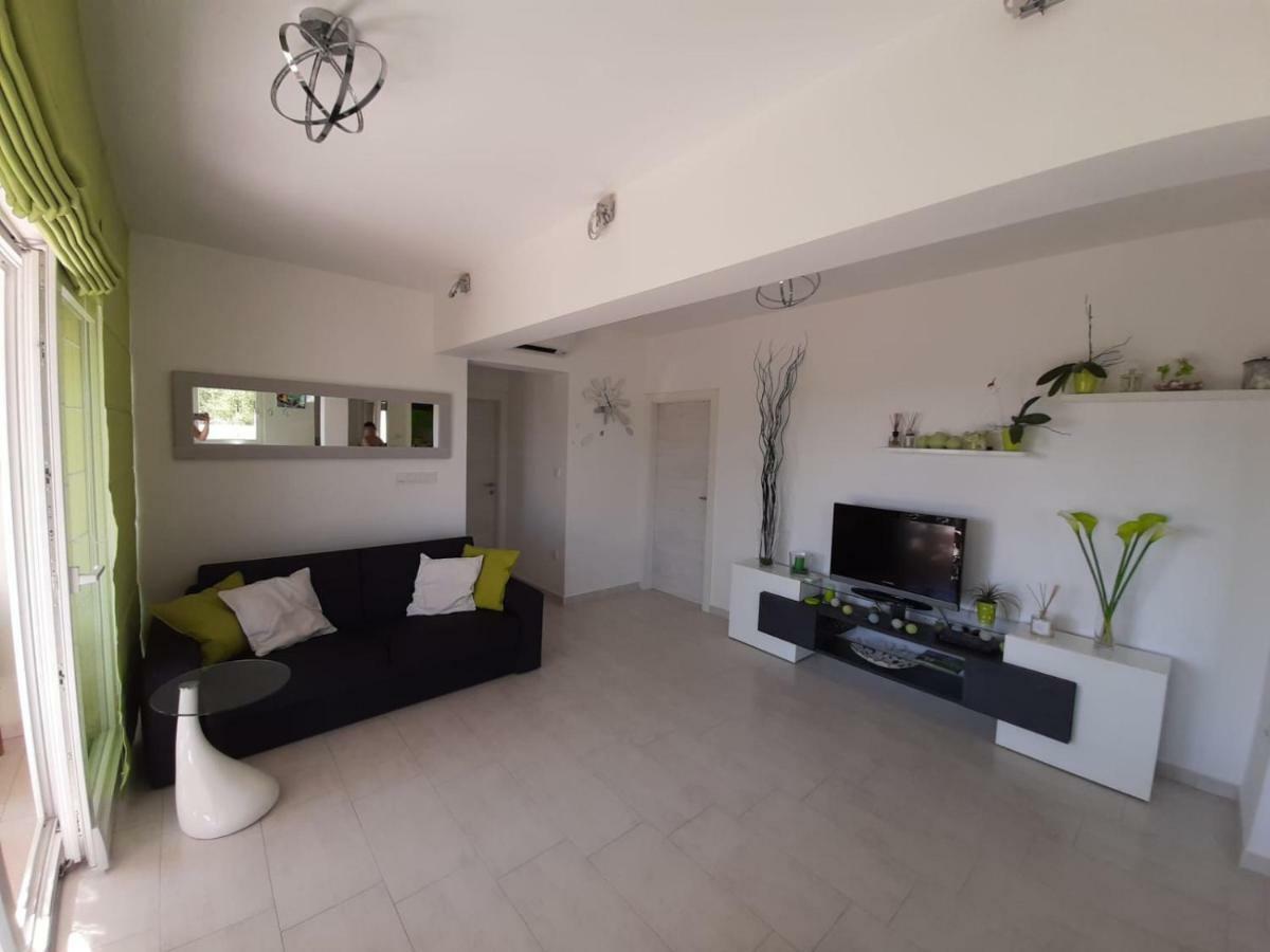 Apartment Ground Floor