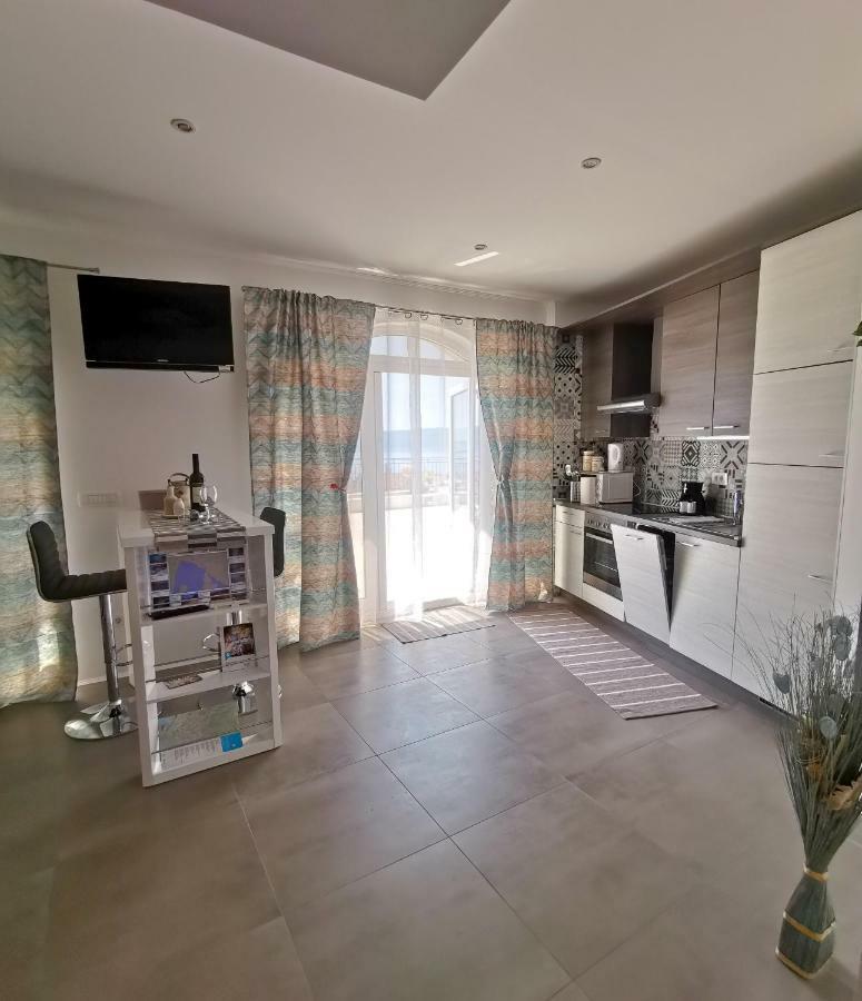 Superior Apartment,887457634:JPEG