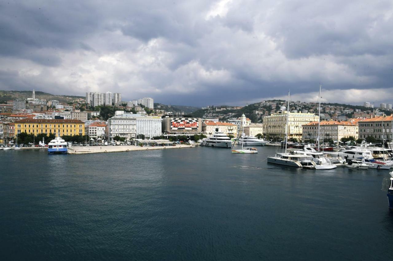 Apartment Sea View