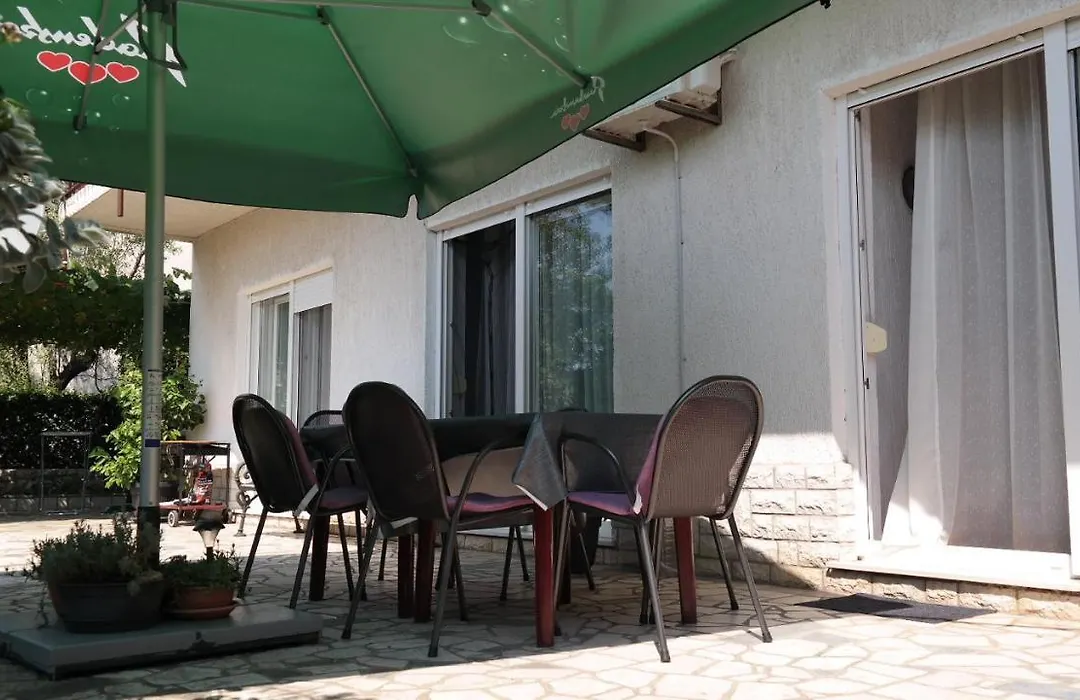 Apartman Ana-1