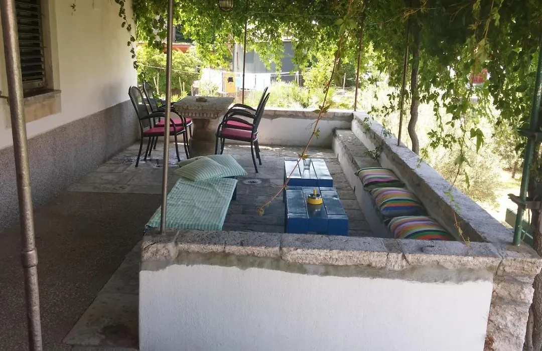 Pape Punat Apartmani I Sobe-1