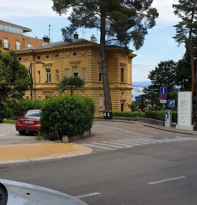 Apartment Sea Promenade - Opatija Center-1