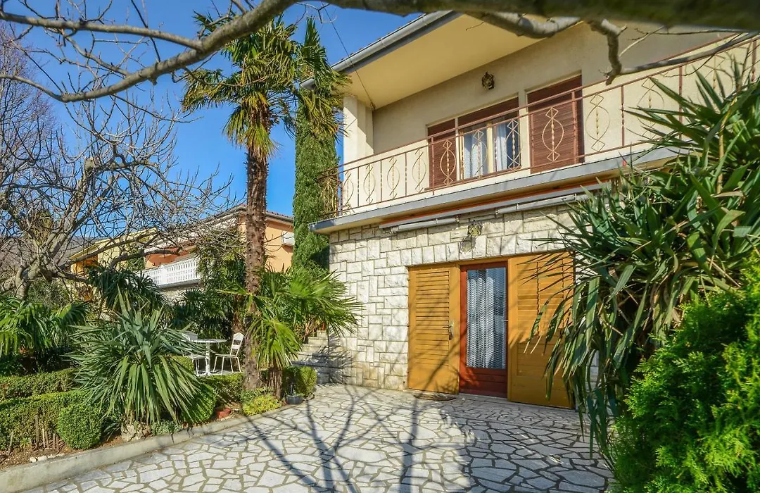 Apartments Antic 4255-1