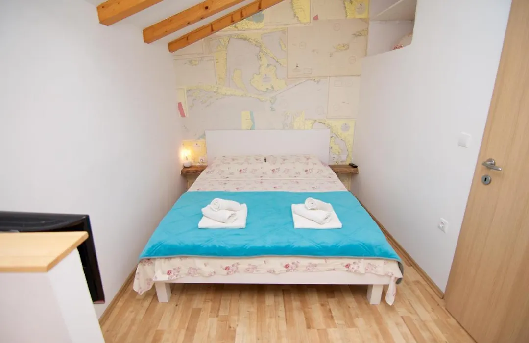 House 4 Rent Laura-1