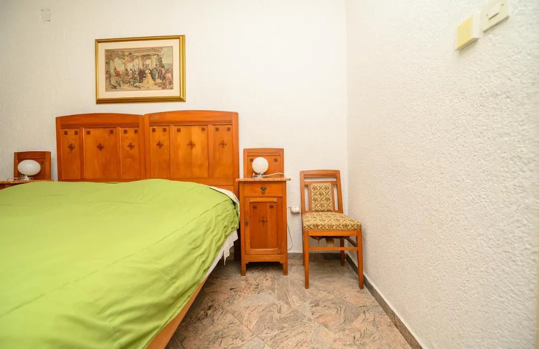 Apartmani Loreta-1