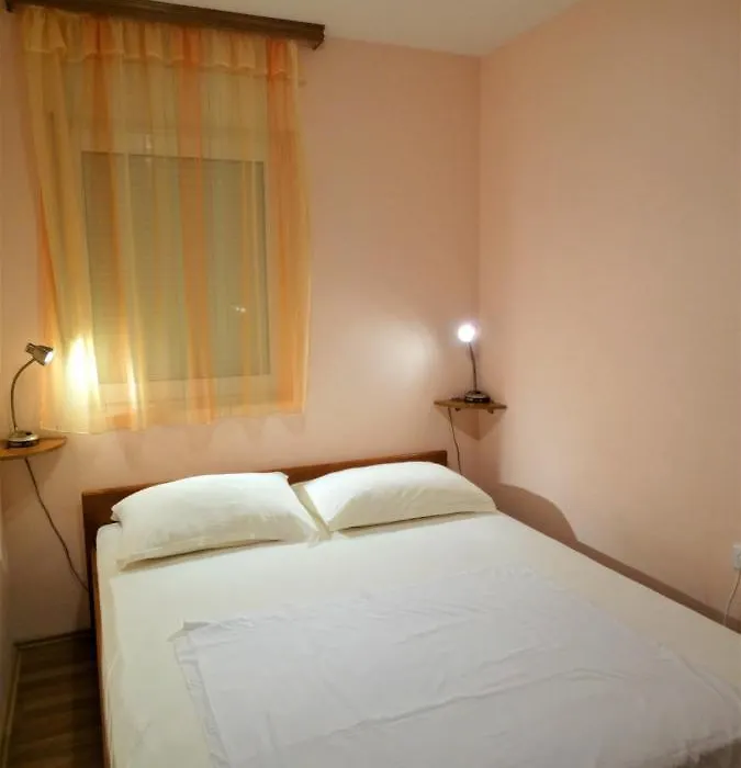 Apartman Crikvenica 30118 - Nenad-1