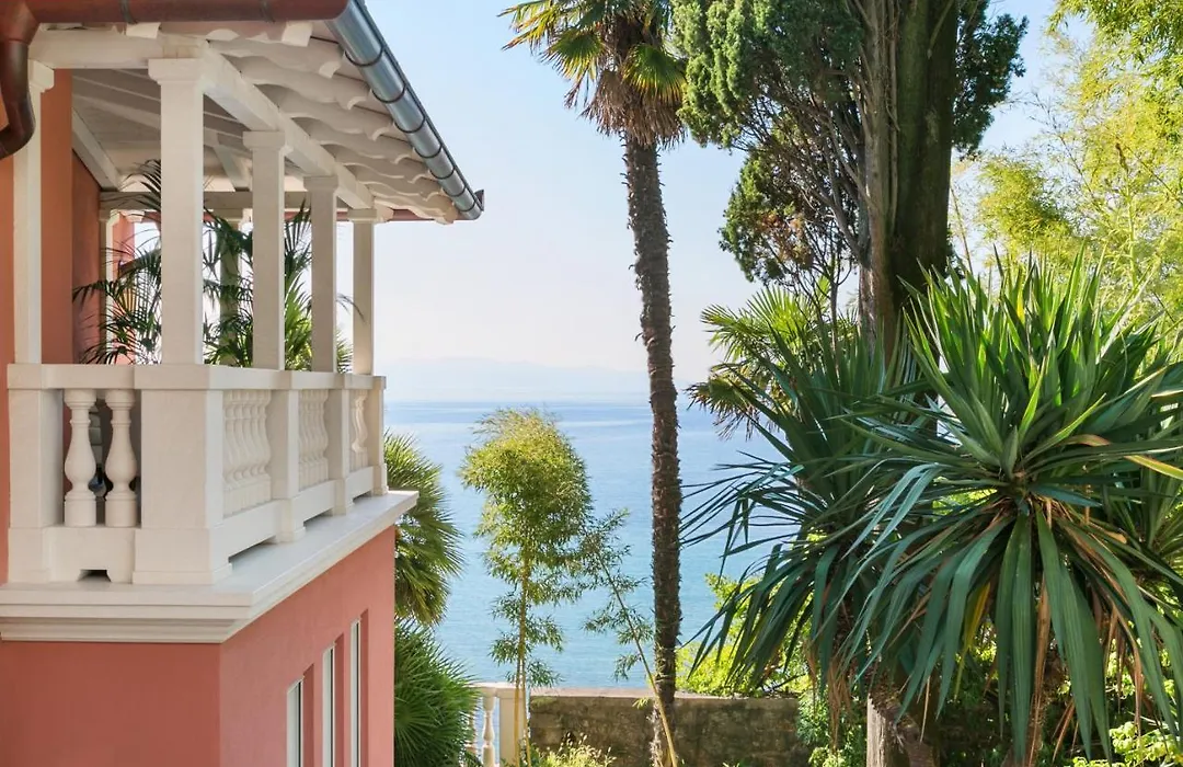 Villa Z Opatija-1
